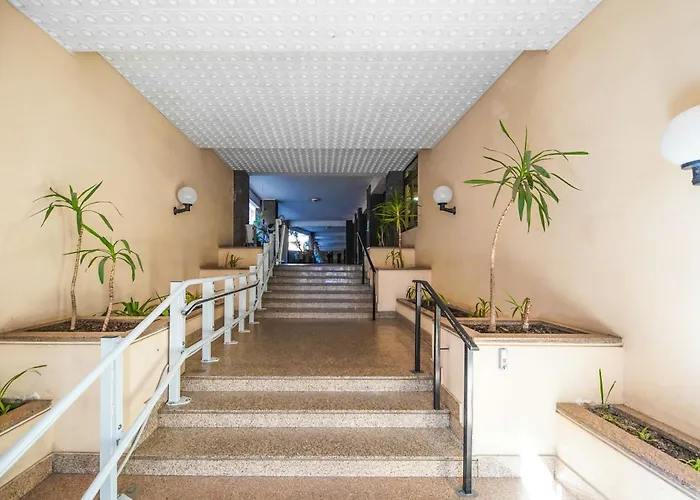 Domus Garbatella 4*