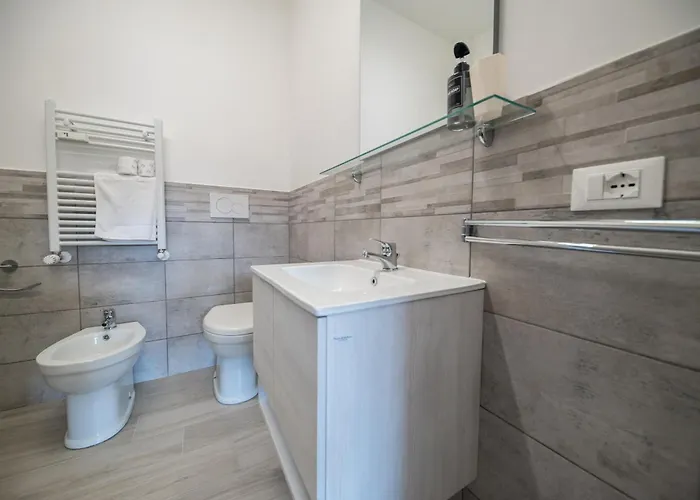 בית הארחה Domus Garbatella 4*
